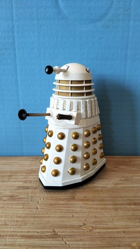 Doctor who classic necros - classic,