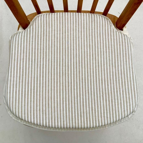 White beige stripe smaller - beige,