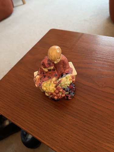 Royal doulton miniature - miniature, flower