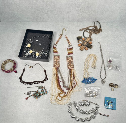 Vtg modern higher - end, jewelry