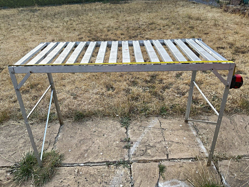 Greenhouse table