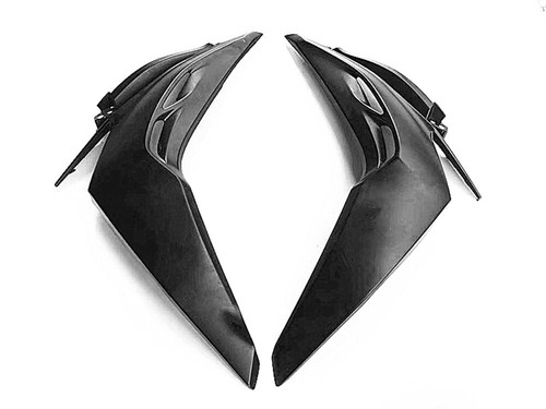 Front side radiator shroud - front,