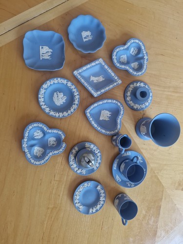 Vintage wedgwood blue bundle - vintage,