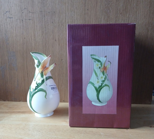 Graff porcelain butterfly vase - graff,