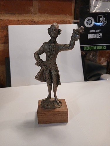Vtg pewter statue - vtg., figurine
