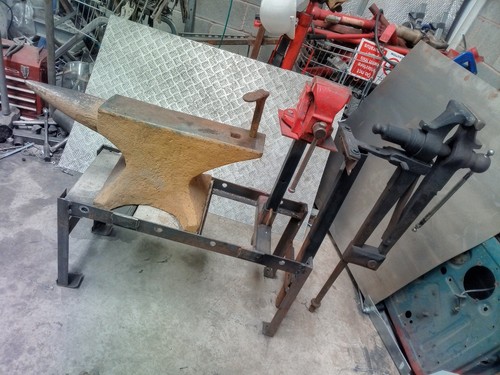 Heavy antique blacksmiths - heavy,