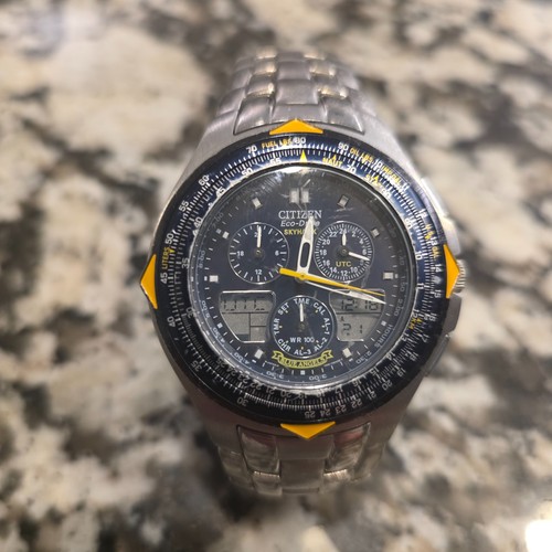Citizen working eco - citizen, eco-drive
