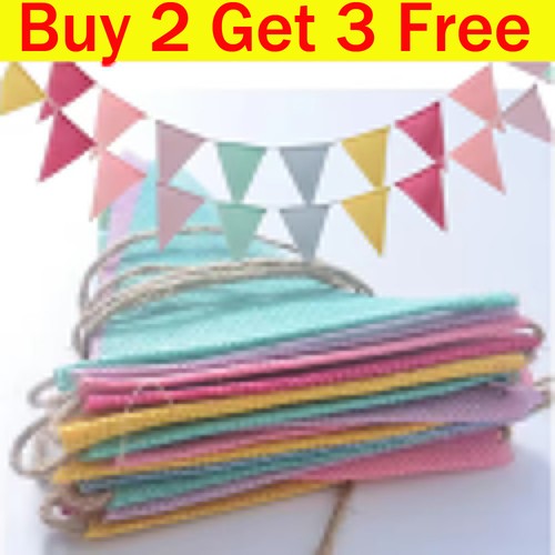 12x colorful triangle flags - colorful,