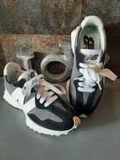 New Balance 327