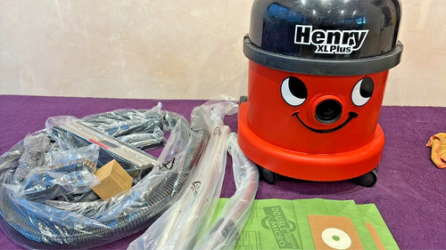 Henry vacuum cleaner - cleaner,