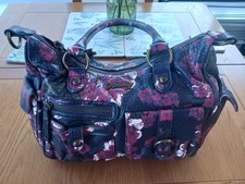 Mantaray Blue Floral Saddle