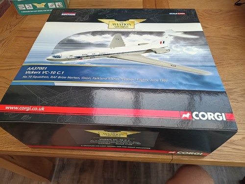 Corgi aviation archive vickers - corgi,