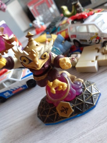 Hoot loop skylanders swap - hoot,