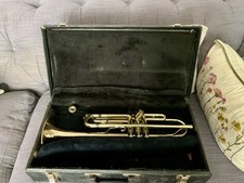 Vincent Bach Mercedes II Bb Trumpet With Mouthpiece And Hard Case