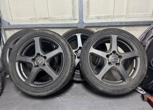 Honda penta alloy - 17",