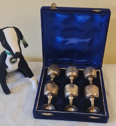 Vintage mini small goblets - vintage,
