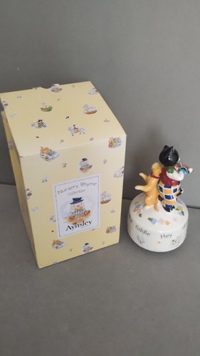 Aynsley musical boxed - musical,