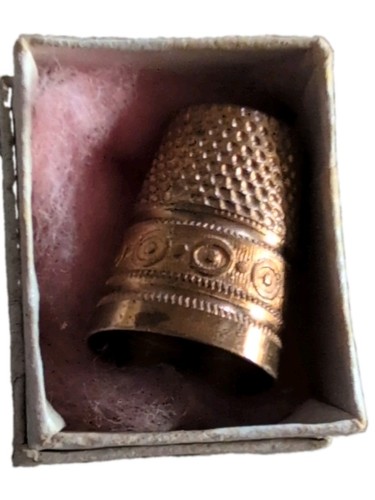 Antique original metal - original, sewing