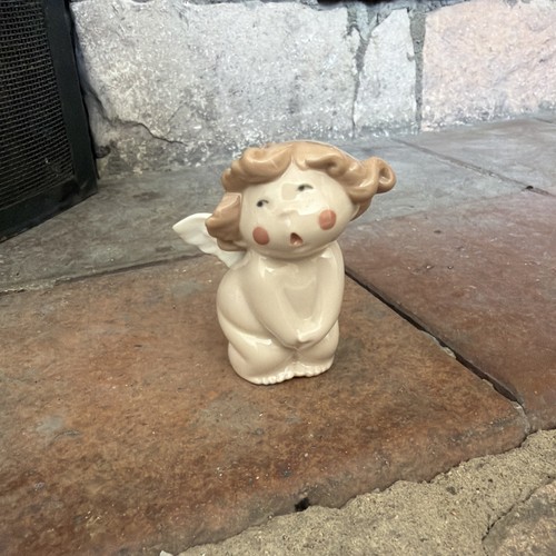 Nao lladro daisa giggles 2003 - daisa,
