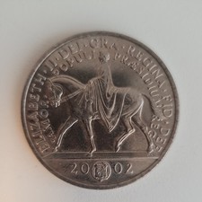 United Kingdom 5 Pounds Coin