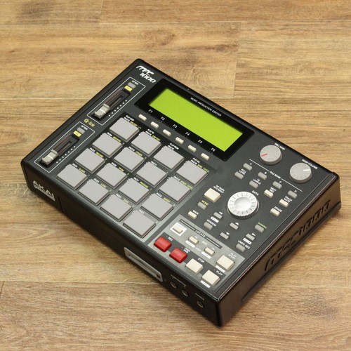 Akai mpc1000 black 128mb - akai,