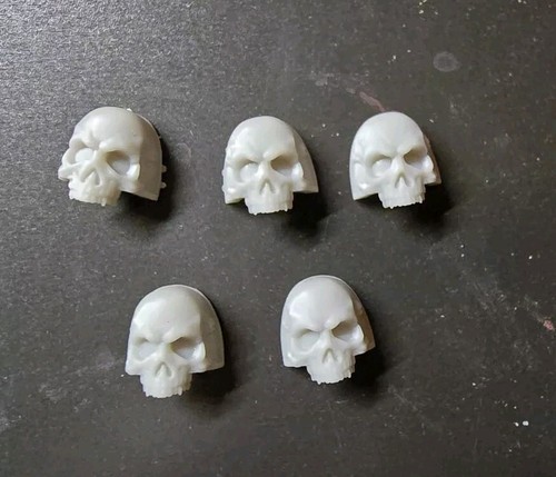 Skulls shoulder pads - skulls, x