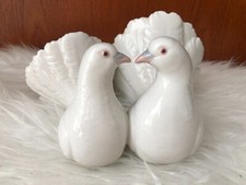 LLADRO 'LOVE DOVES' KISSING BIRDS FINE PORCELAIN FIGURINE 1169 SPAIN NAO DAISA