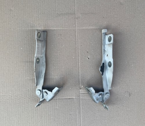 Front bonnet hinges right - , and
