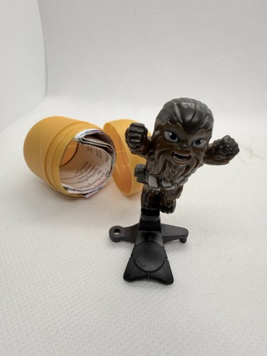 Kinder egg toy - egg, wars