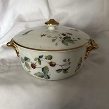 Royal Worcester Strawberry Fair Ceramic Fireproof Gilt Enhanced Vegetable Tureen