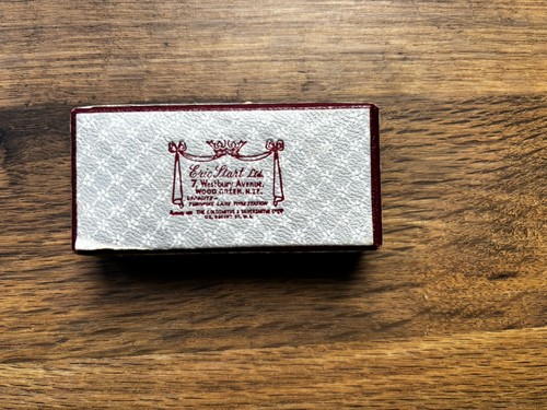 Vintage cufflink presentation - cufflink,