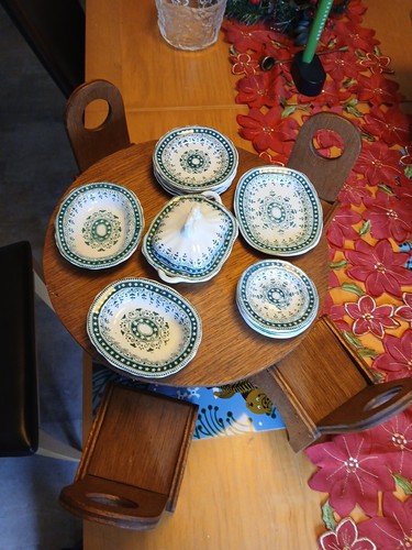 Dolls dinner service - dinner,