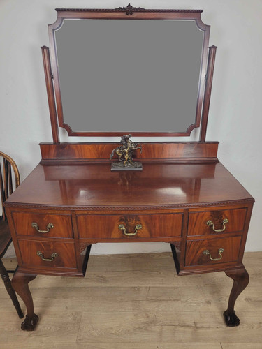 Vintage dresser vanity bow - vintage,