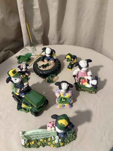 Mary moo moos hand - mary's,