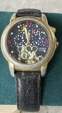 Very RARE Mickey & Minnie Mouse Musical Glow In The Dark Watch V621-0020 862