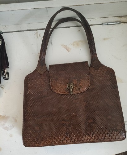True vintage snakeskin - true,