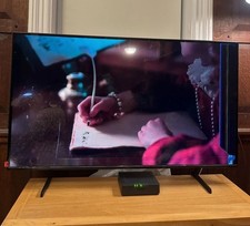 Samsung Crystal DU7100 BROKEN