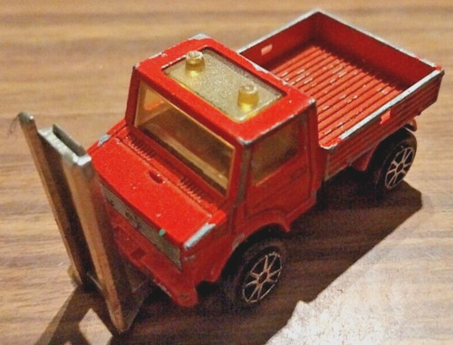 Majorette mercedes unimog 82 - majorette,