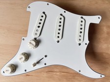 Strat Loaded Pickguard Vintage