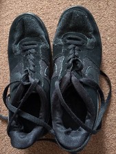 Nike Women'sAir Size 5 Black With A Hint Of Glitter Thread 