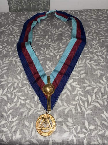 Royal arch freemasonry - royal,