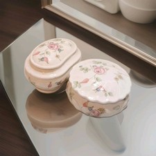 Wedgwood Rosehip trinket