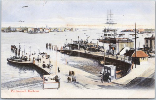 Portsmouth harbour boats - portsmouth,