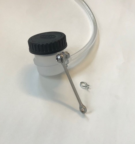 Front brake clutch master - front,