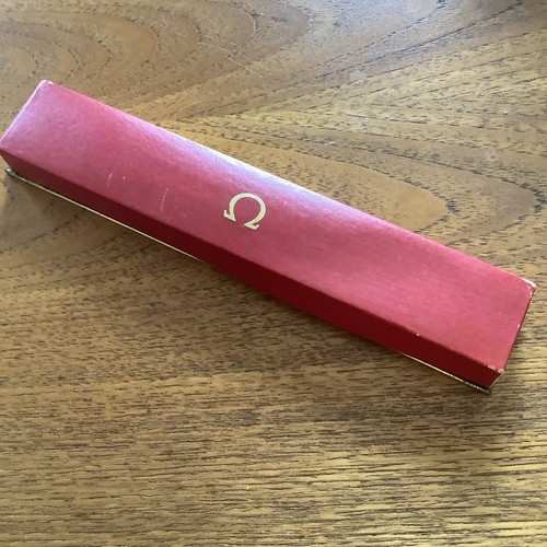 Omega red cream - omega, red/cream