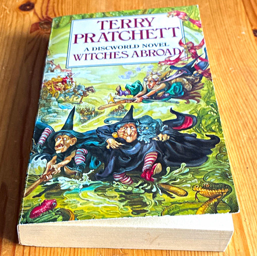 Terry pratchett witches abroad - pratchett,