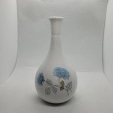 Wedgwood Ice Rose Vintage Bone China Bud Vase 8cm Tall