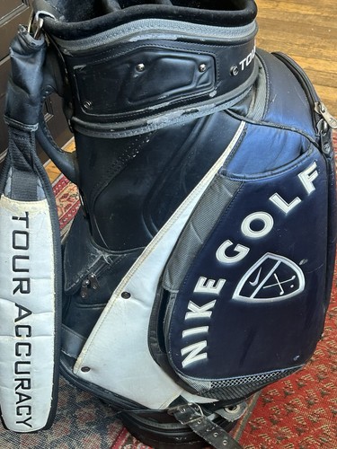 Nike tour accuracy staff golf - nike,