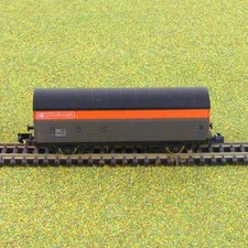 N Gauge BR British Rail Long Railfreight Van by Graham Farish