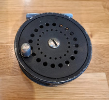 Vintage Fly Fishing Reel. 3 1/2inch. Right Hand Winder